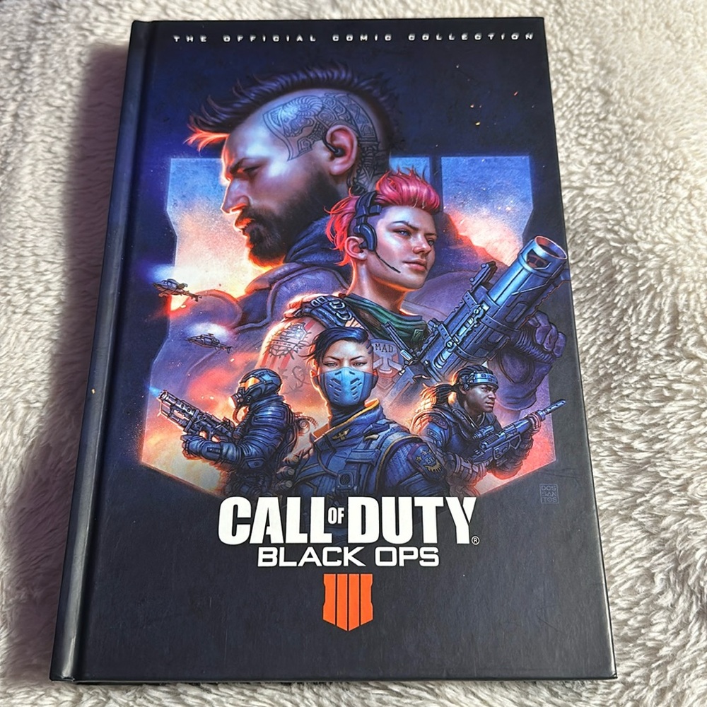 SALE!! Call of Duty Black Ops 4 graphic novel.